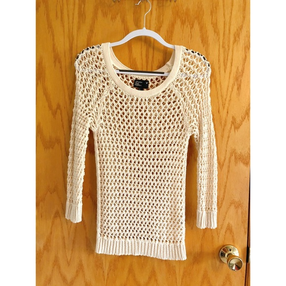 Crocheted Knit Top - Picture 2 of 5
